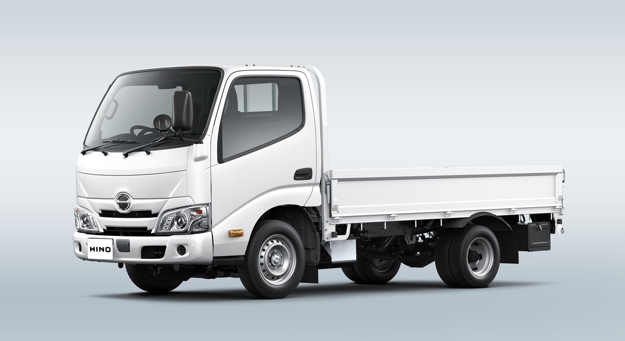 日野自動車、小型トラック「日野デュトロ」に積載量1.5tクラスを新規設定