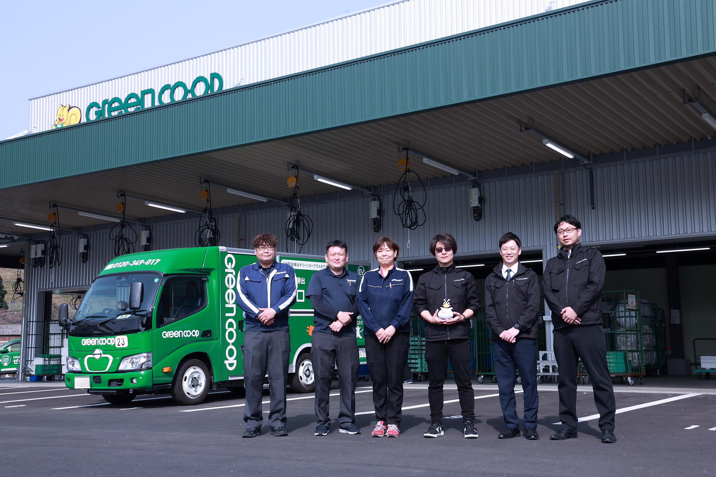 商用EV「日野デュトロ Z EV」導入から稼働まで　全台EV化推進「グリーンコープ」を支える「CUBE-LINX」