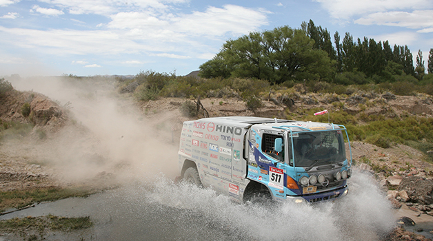 Etap3 2009/01/05 (Puerto Madryn-Jacobacci)菅原義正氏操る1号車