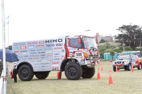 車検に無事合格し、パルクフェルメに納められた2号車