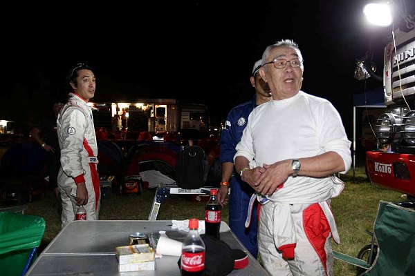 サンタ・ロサに夜10時すぎに到着した菅原義正