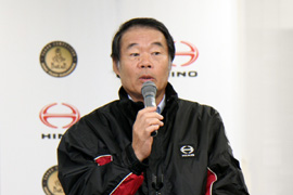 岡本一雄会長