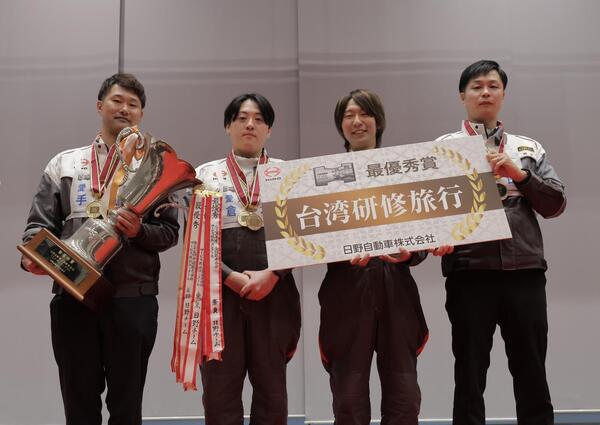 総合優勝の愛知日野.JPG
