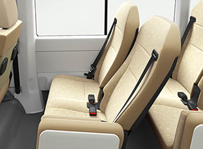 ●客席リクライニングハイバック