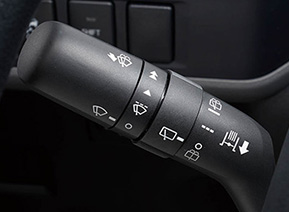 ●間欠式フロントウインドワイパー