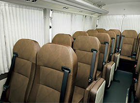 ●カーテン（サイド・リヤ） ※25人乗りはサイドのみ。