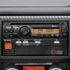 オーディオ AM/FM+CD+USB+AUX+Bluetooth®（写真上段）