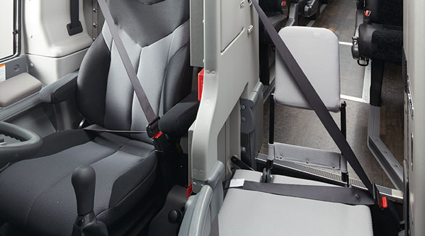ELR付3点式シートベルト(運転席&ガイド席)(運転席はプリテンショナー機構付)